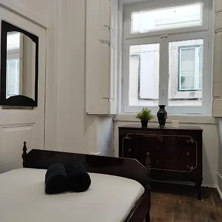 Хостел Party Zone Лиссабон